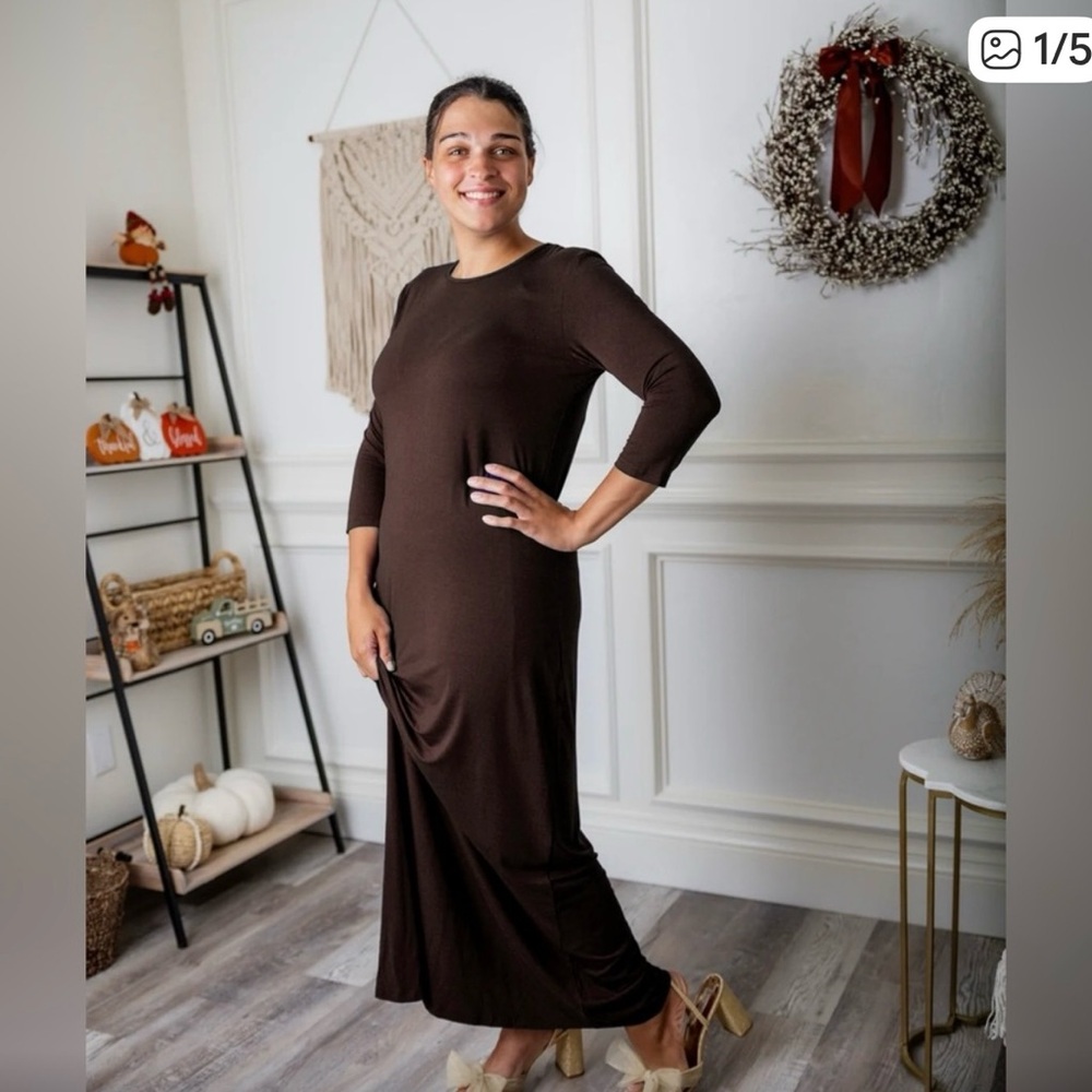 Elegant Brown Maxi Dress